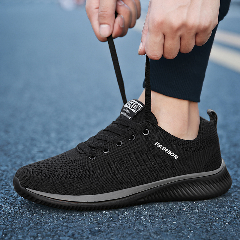 Outdoor Lighting Trends - Men Running Shoes 2021 Comfortable Sport